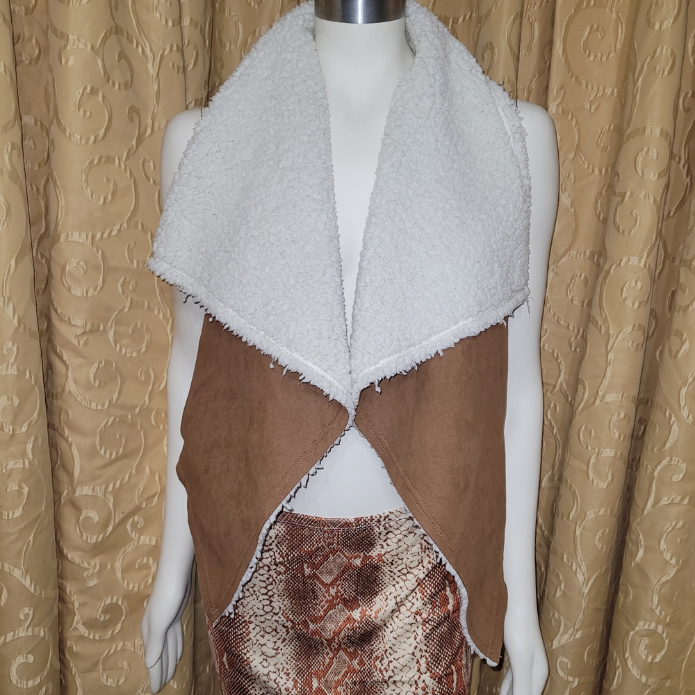 Women's S/M Brown/White Vest
